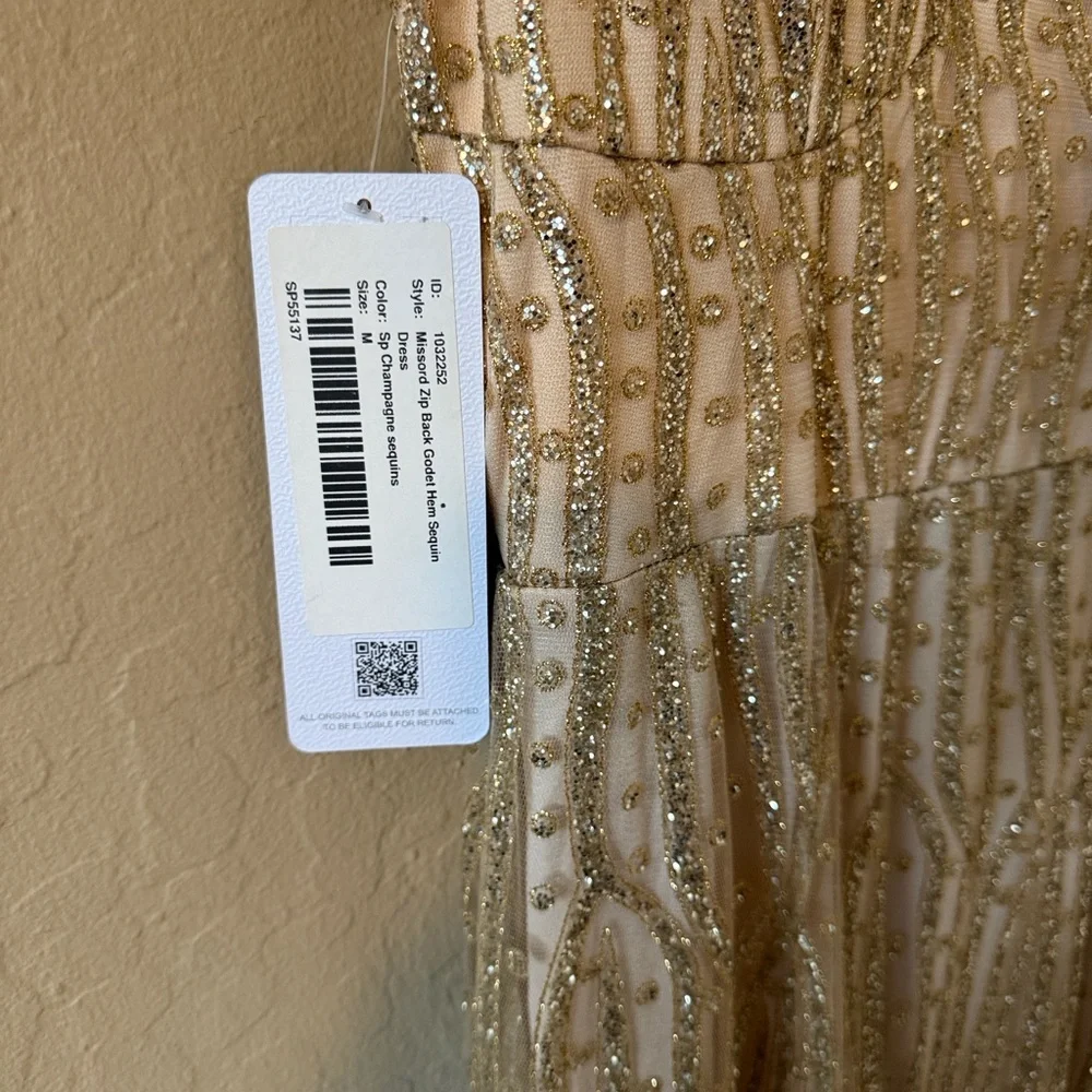 Azazie Women’s Missord Zip back godet hem Glittery Gold/Nude Long Dress Medium - Picture 5 of 17